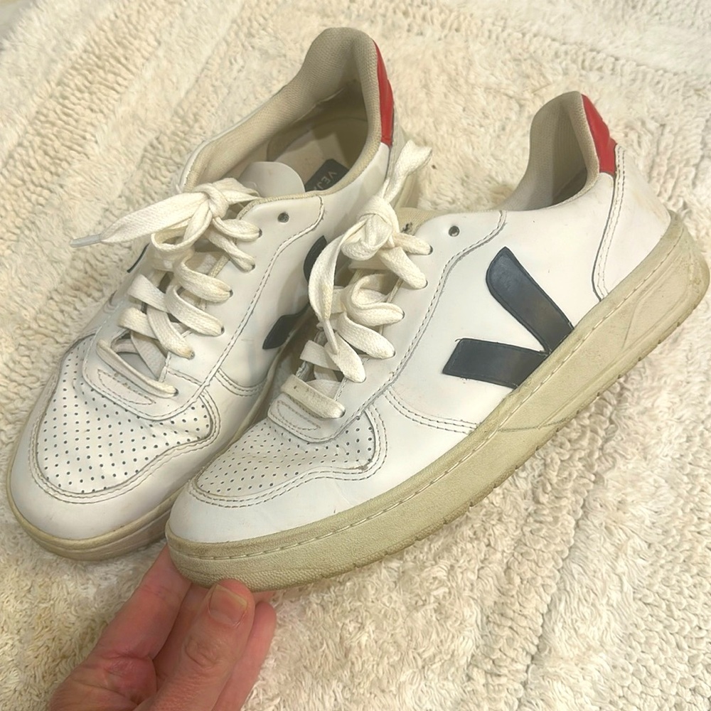 Women’s Veja shoes size 7